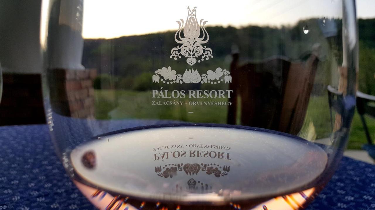Palos Resort 잘레크세니 외부 사진