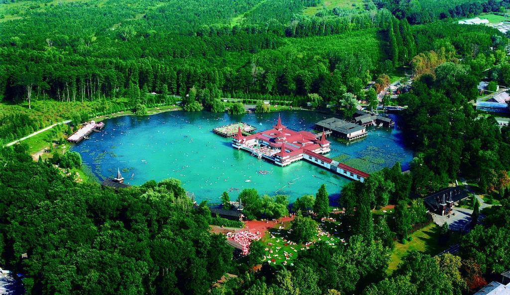 Palos Resort 잘레크세니 외부 사진