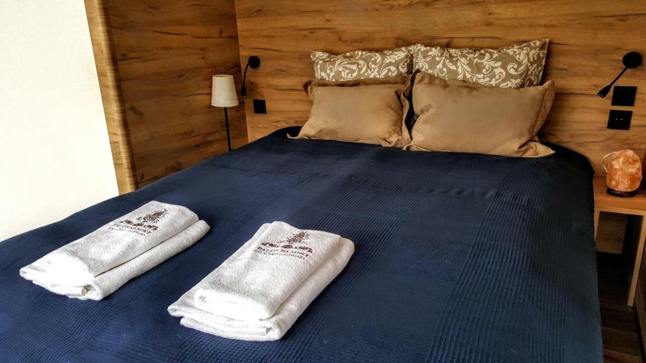 Palos Resort 잘레크세니 외부 사진